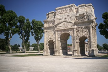 Théâtre antique et ses abords et « Arc de Triomphe » d&rsquo;Orange